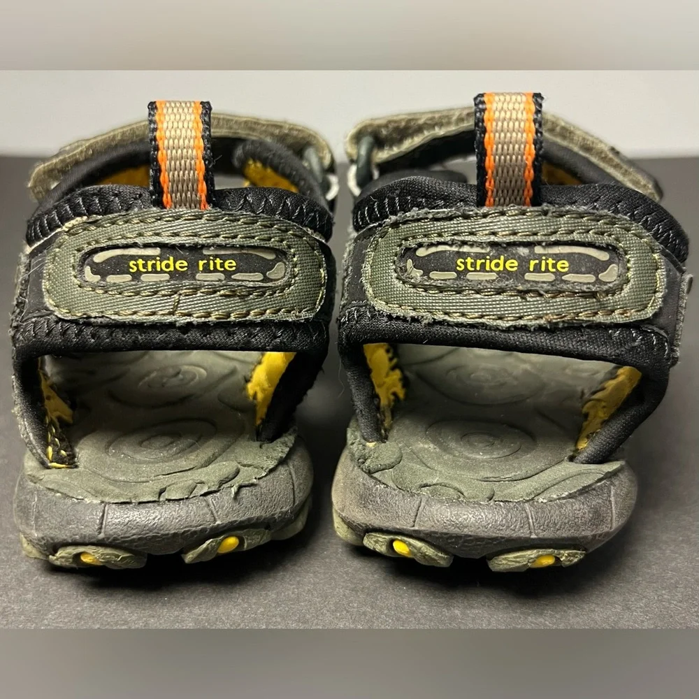 Stride Rite- Boys, 10W, Sandals, Pre- Owned‎